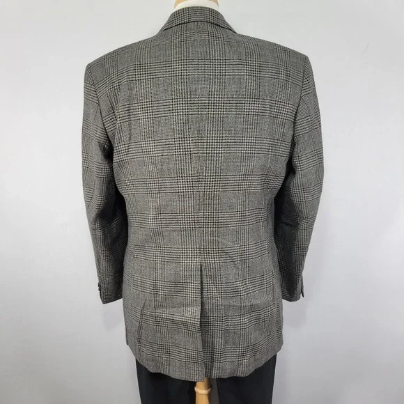 Haggar‎ Men's Sport Coat Blazer Two Button Gray Plaid Lambs Wool Size 42L